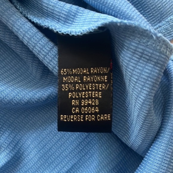 EUC BUGATCHI UOMO ORVILLE OTTOMAN CREW NECK, size medium - Picture 6 of 6